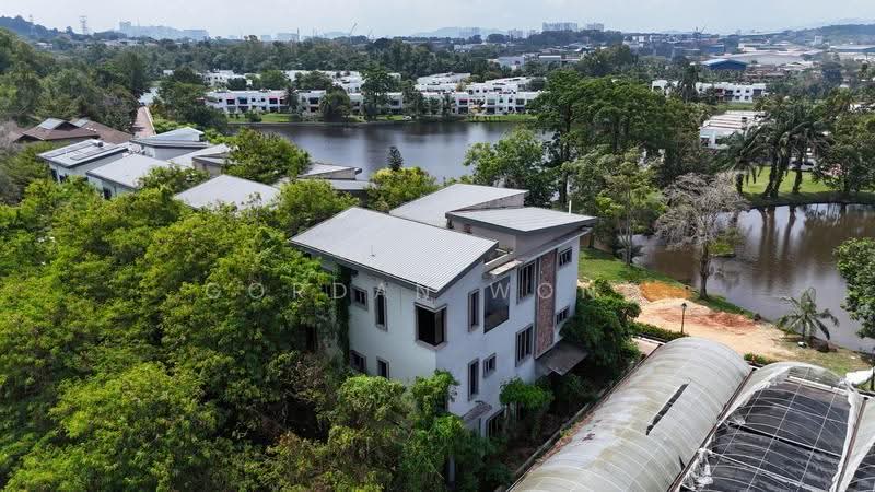 Bungalow House for Sale in Country Heights (Kajang) - Gordan Wong - Exterior - PropertyGuru.com.my
