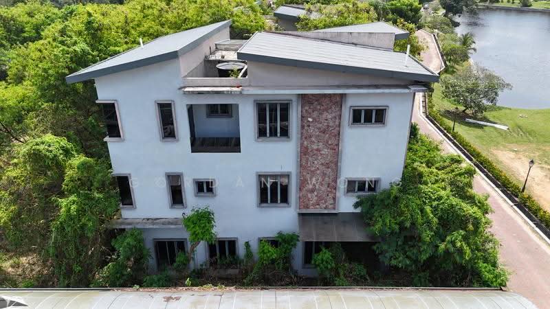 Bungalow House for Sale in Country Heights (Kajang) - Gordan Wong - Exterior - PropertyGuru.com.my