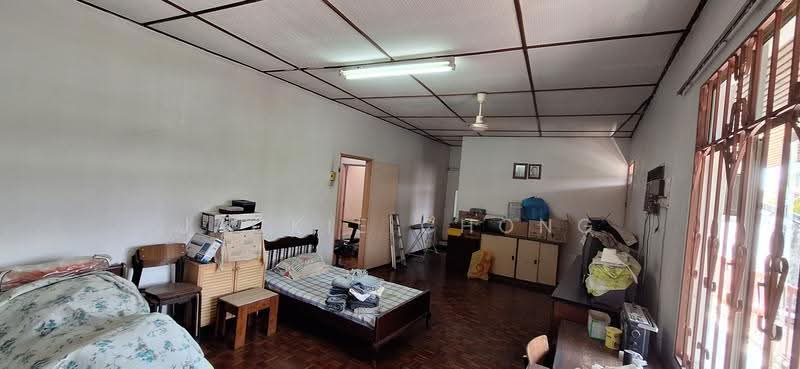 2-storey Terraced House for Sale in Taman Overseas Union (Taman Oug) (Jalan Klang Lama (Old Klang Road)) - Jackie Chong - Bedroom - PropertyGuru.com.my