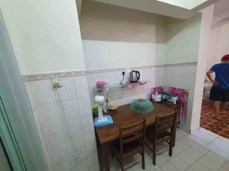 Kondominium untuk Dijual di Pelangi Damansara - Michelle Yun - Kitchen - PropertyGuru.com.my
