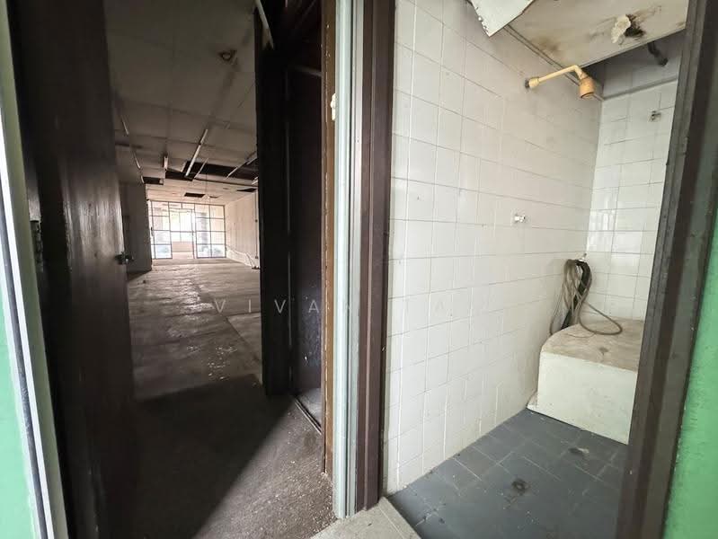 Shop / Office for Rent in Taman Bayu Perdana (Klang) - Vivan Tan - Interior - PropertyGuru.com.my