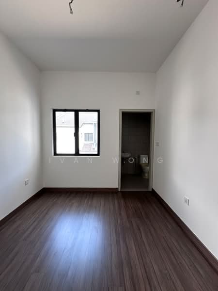 Rumah Teres 2 Tingkat untuk Dijual di Bandar Bukit Raja (Klang) - Ivan Wong - PropertyGuru.com.my
