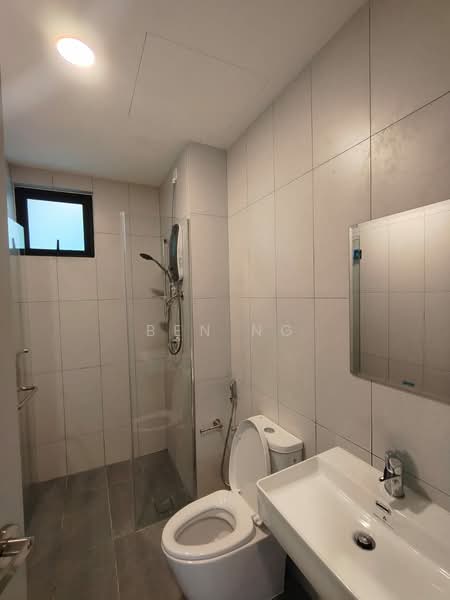 Servis Apartment untuk Disewa di Ruby Seapark - Ben Ng - Bathroom - PropertyGuru.com.my
