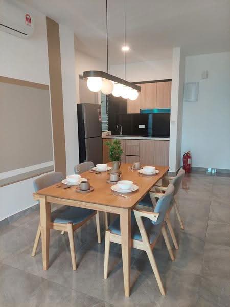 Kediaman Servis untuk Disewa di Ruby Seapark - Ben Ng - Dining Room - PropertyGuru.com.my