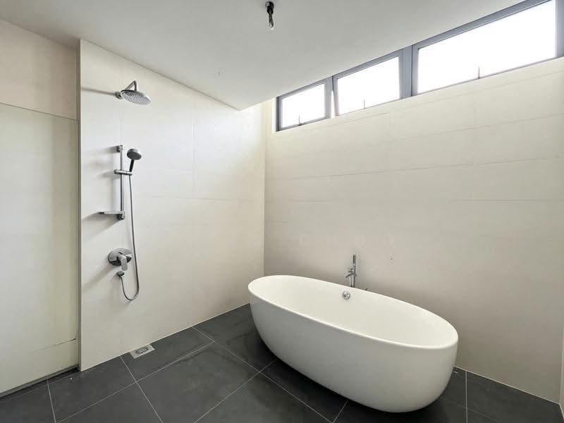 Banglo Lot Kosong untuk Dijual di Taman Melawati (Ulu Kelang) - Lucas Choo - Bathroom - PropertyGuru.com.my