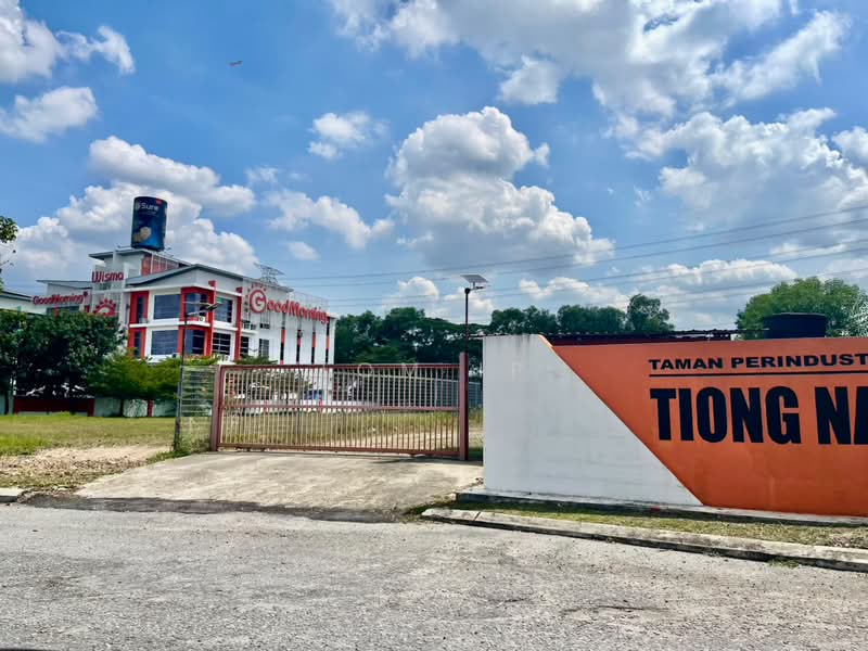 Warehouse for Rent in Seksyen 15 (Shah Alam) - Tom Ip - PropertyGuru.com.my