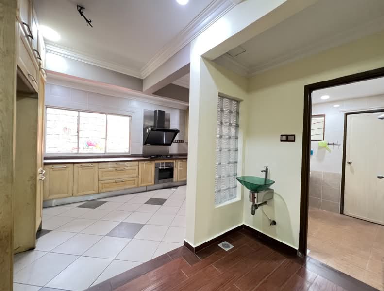 2-storey Terraced House for Sale in Seksyen 11 (Kota Damansara) - Esther Lim - PropertyGuru.com.my
