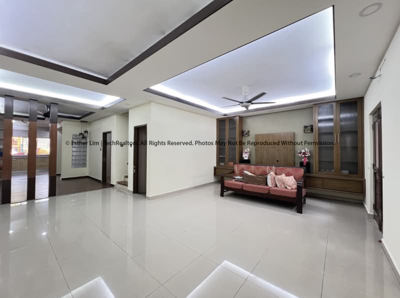 2-storey Terraced House for Sale in Seksyen 11 (Kota Damansara) - Esther Lim - Living Room - PropertyGuru.com.my