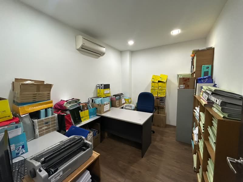 Office for Sale in Bandar Puteri Puchong (Puchong) - Ben Lor - PropertyGuru.com.my