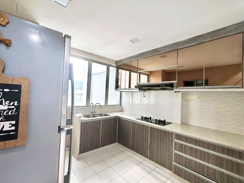 Condominium for Rent at Putra Place Condominium - Gan Chun Kai - Kitchen - PropertyGuru.com.my