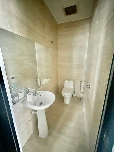 Rumah Teres untuk Dijual di Sierramas West (Sungai Buloh) - Celina Koh - PropertyGuru.com.my