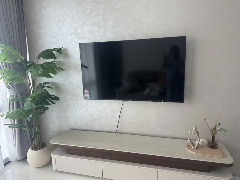 Service Residence for Rent at Pavilion Damansara Heights - Bee Lee Ku - Living Room - PropertyGuru.com.my