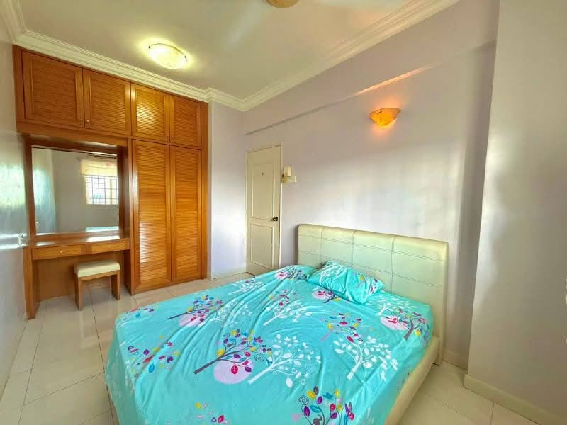Kondominium untuk Disewa di Gold Coast Resort Condominium - Gan Chun Kai - PropertyGuru.com.my