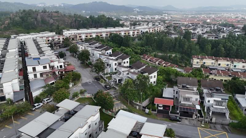 Rumah Berkembar untuk Dijual di Bukit Saujana (Sungai Buloh) - Gordan Wong - Exterior - PropertyGuru.com.my