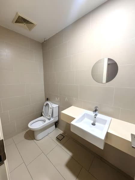 Condominium for Sale at The Treez Jalil Residen - Mak Oliver - Bathroom - PropertyGuru.com.my