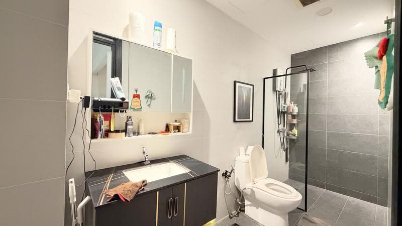 Condominium for Sale at Riana Green East - Llionel Ong - Bathroom - PropertyGuru.com.my