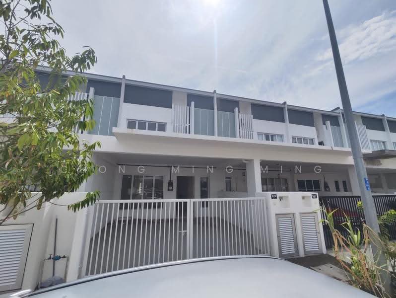 Rumah Teres 2-Tingkat untuk Dijual di Bandar Sri Sendayan (Negeri Sembilan) - Chong Ming Ming - Exterior - PropertyGuru.com.my
