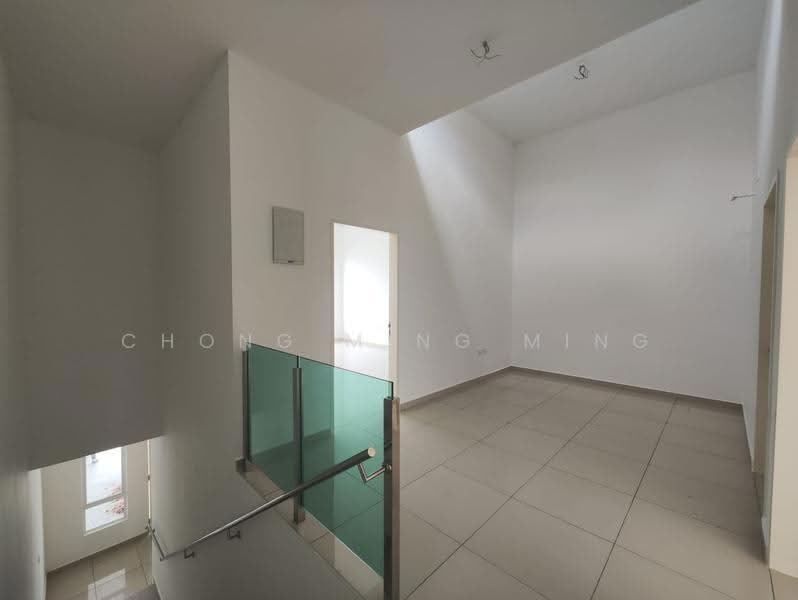 Rumah Teres 2-Tingkat untuk Dijual di Bandar Sri Sendayan (Negeri Sembilan) - Chong Ming Ming - Living Hall - PropertyGuru.com.my