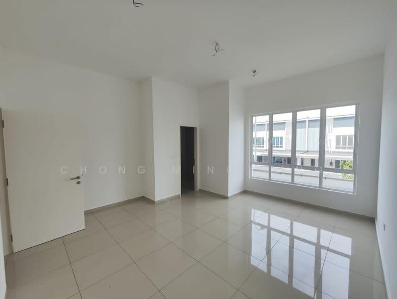 Rumah Teres 2-Tingkat untuk Dijual di Bandar Sri Sendayan (Negeri Sembilan) - Chong Ming Ming - Master Bedroom - PropertyGuru.com.my