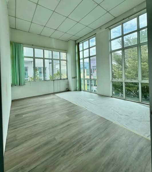 Shop for Sale in Taman Sains Selangor (Kota Damansara) - Tom Ip - PropertyGuru.com.my