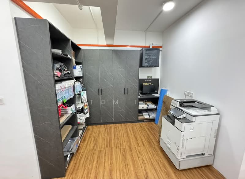 Kedai untuk Dijual di Taman Sains Selangor (Kota Damansara) - Tom Ip - PropertyGuru.com.my
