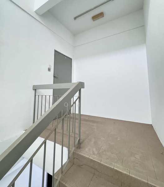 Kedai untuk Dijual di Taman Sains Selangor (Kota Damansara) - Tom Ip - PropertyGuru.com.my