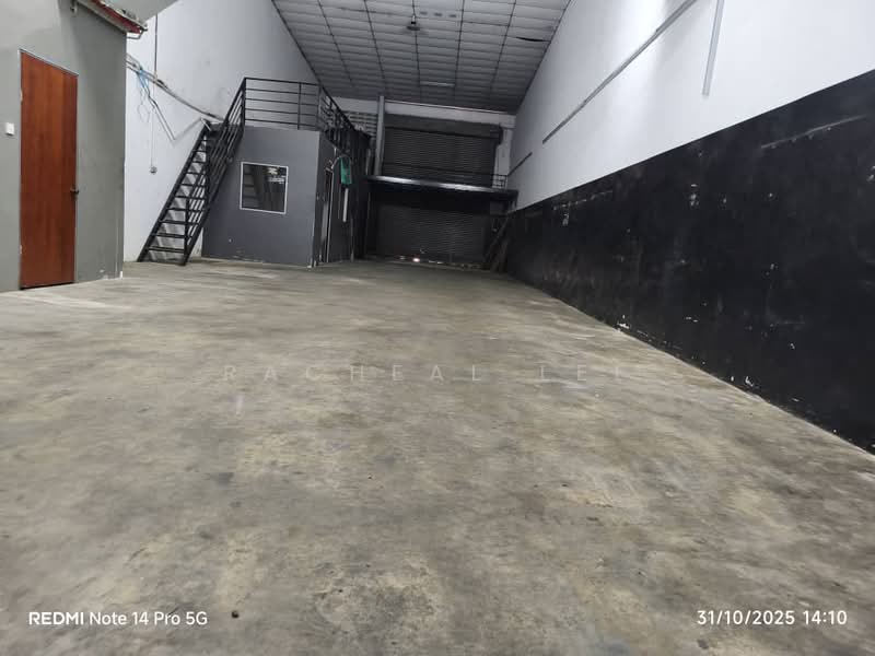 Shop for Rent in Bandar Pinggiran Subang (Shah Alam) - Racheal Lee - Interior - PropertyGuru.com.my