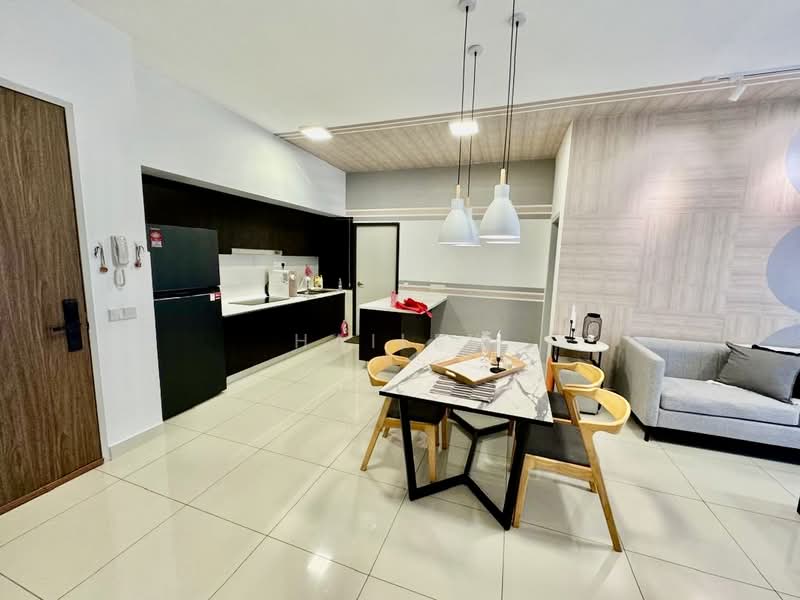 Servis Apartment untuk Disewa di Setia City Residences - Hailey Ho - Kitchen - PropertyGuru.com.my