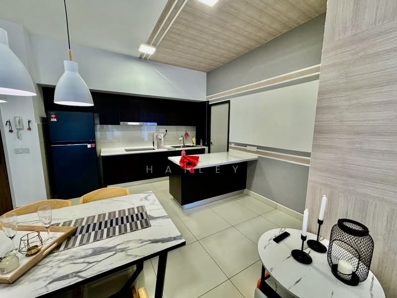 Servis Apartment untuk Disewa di Setia City Residences - Hailey Ho - Kitchen - PropertyGuru.com.my