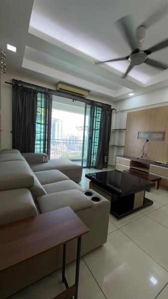 Kediaman Servis untuk Disewa di D'Alamanda - Michael Au - Living Room - PropertyGuru.com.my