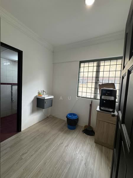 Office for Rent in BANDAR PUCHONG JAYA (Puchong) - Paul Lee - Interior - PropertyGuru.com.my