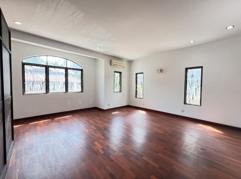 Semi-Detached House for Sale in Kota Damansara (Selangor) - Esther Lim - PropertyGuru.com.my