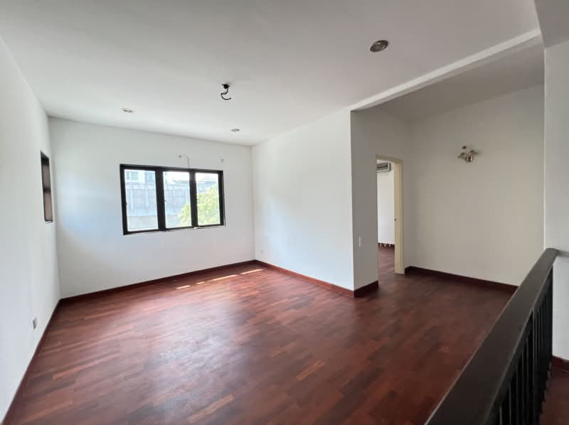 Semi-Detached House for Sale in Kota Damansara (Selangor) - Esther Lim - PropertyGuru.com.my