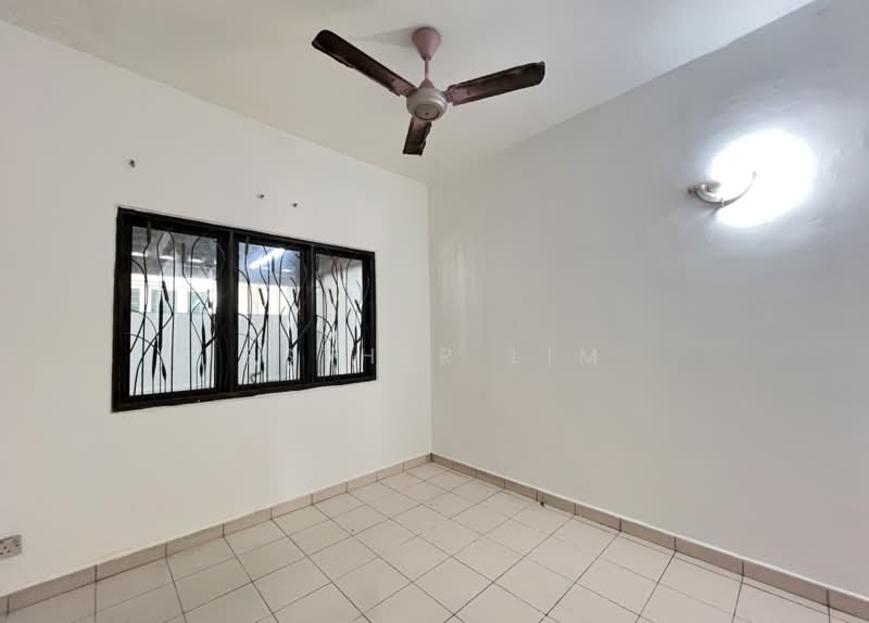 Semi-Detached House for Sale in Kota Damansara (Selangor) - Esther Lim - PropertyGuru.com.my