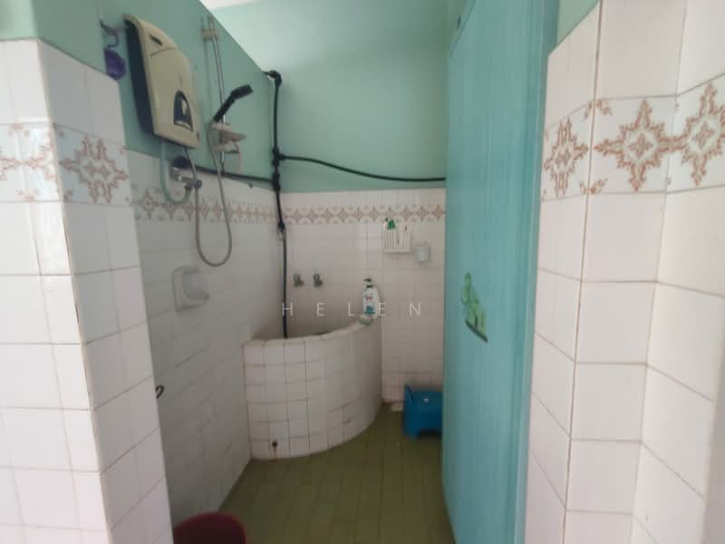 Rumah Teres untuk Disewa di Taman Sin Hoe (Bukit Baru) - Helen BF - PropertyGuru.com.my
