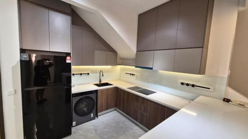 Kediaman Servis untuk Disewa di Altris Residences @ The Quartz WM - Chee Seng - Kitchen - PropertyGuru.com.my
