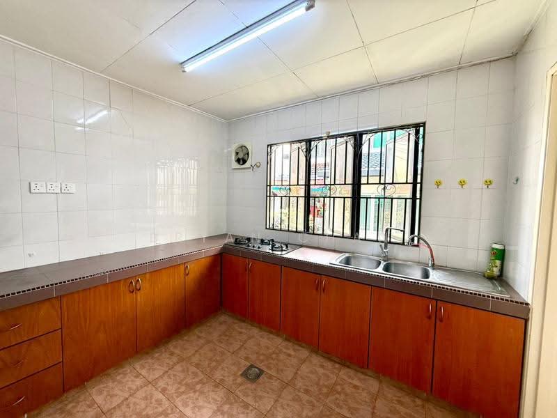 2-storey Terraced House for Sale in Usj 20 (Subang Jaya) - Bryan Chan - PropertyGuru.com.my