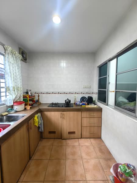 Rumah Teres untuk Dijual di Bandar Puteri Klang (Klang) - Mak Oliver - Kitchen - PropertyGuru.com.my