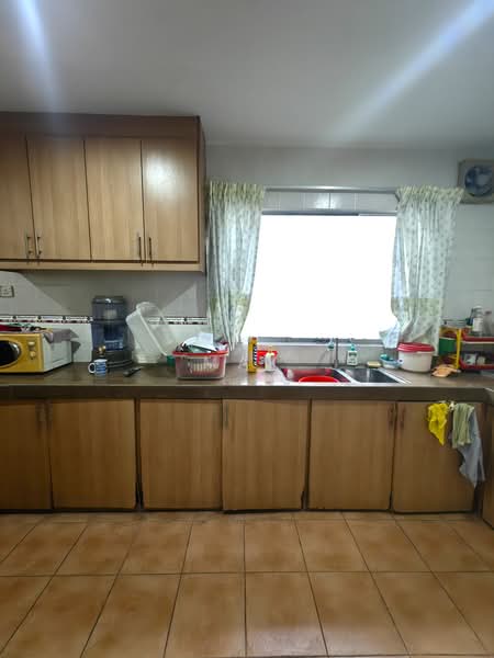 Rumah Teres untuk Dijual di Bandar Puteri Klang (Klang) - Mak Oliver - Kitchen - PropertyGuru.com.my