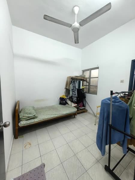 Rumah Teres untuk Dijual di Bandar Puteri Klang (Klang) - Mak Oliver - Bedroom - PropertyGuru.com.my