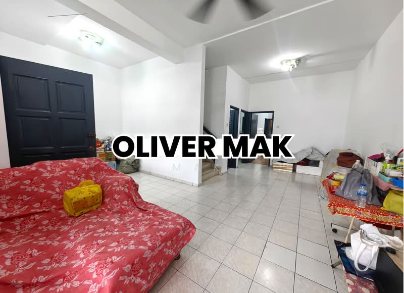 Rumah Teres untuk Dijual di Bandar Puteri Klang (Klang) - Mak Oliver - Living Room - PropertyGuru.com.my