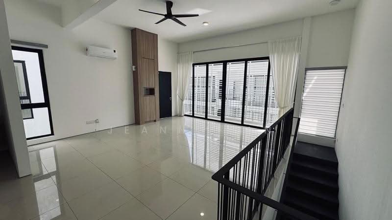 Townhouse for Rent in Bandar Utama (Selangor) - Jeanne Tan - Living Room - PropertyGuru.com.my