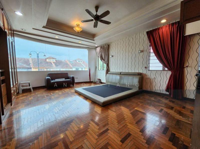Rumah Berkembar untuk Dijual di Kota Kemuning (Shah Alam) - Anjoe Tang - PropertyGuru.com.my