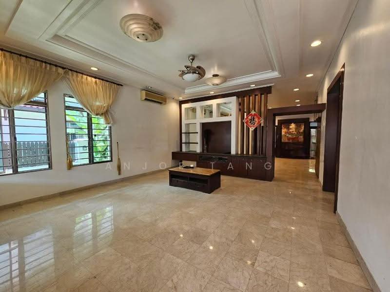 Rumah Berkembar untuk Dijual di Kota Kemuning (Shah Alam) - Anjoe Tang - Living Room - PropertyGuru.com.my