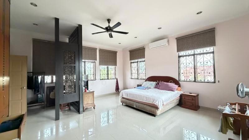 Bungalow House for Sale in Kota Kemuning (Shah Alam) - Anjoe Tang - PropertyGuru.com.my