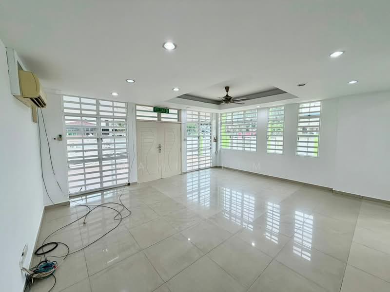 Rumah Teres 2-Tingkat untuk Disewa di George Town (Penang) - Mavis Lim - Entrance - PropertyGuru.com.my