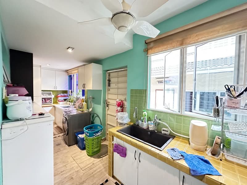 2-storey Terraced House for Sale in Seri Utama Damansara (Kota Damansara) - Esther Lim - PropertyGuru.com.my