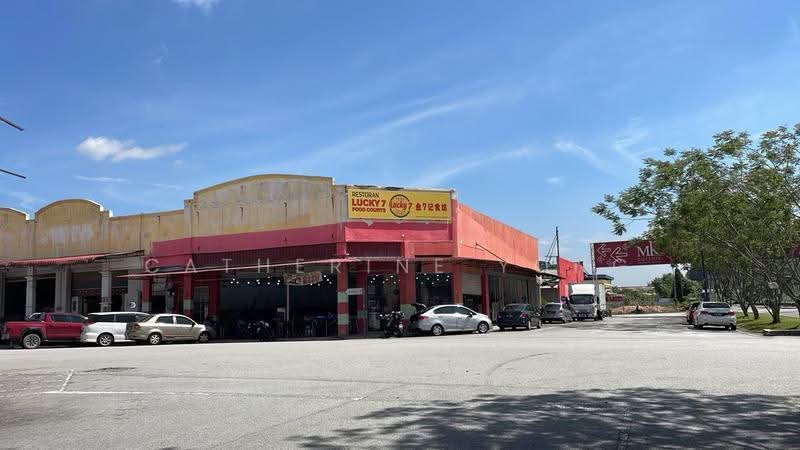 Warehouse for Sale in Nilai 3 Wholesale Centre (Nilai) - Catherine Yong - Exterior - PropertyGuru.com.my