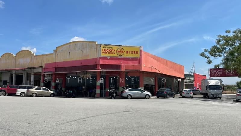 Warehouse for Sale in Nilai 3 Wholesale Centre (Nilai) - Catherine Yong - Exterior - PropertyGuru.com.my