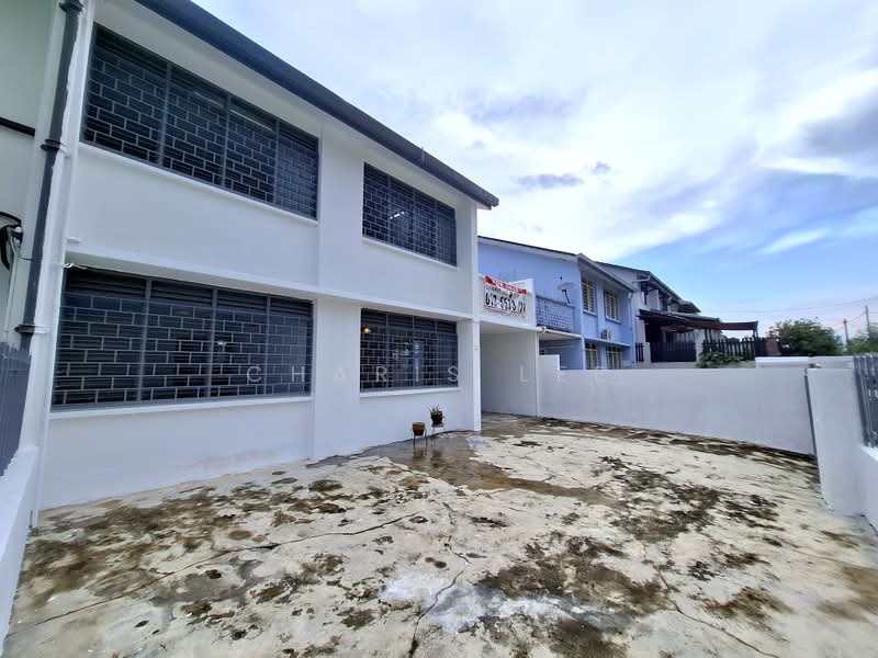 Rumah Teres 2 Tingkat untuk Dijual di Seksyen 17 (Petaling Jaya) - Charis Lee - Exterior - PropertyGuru.com.my